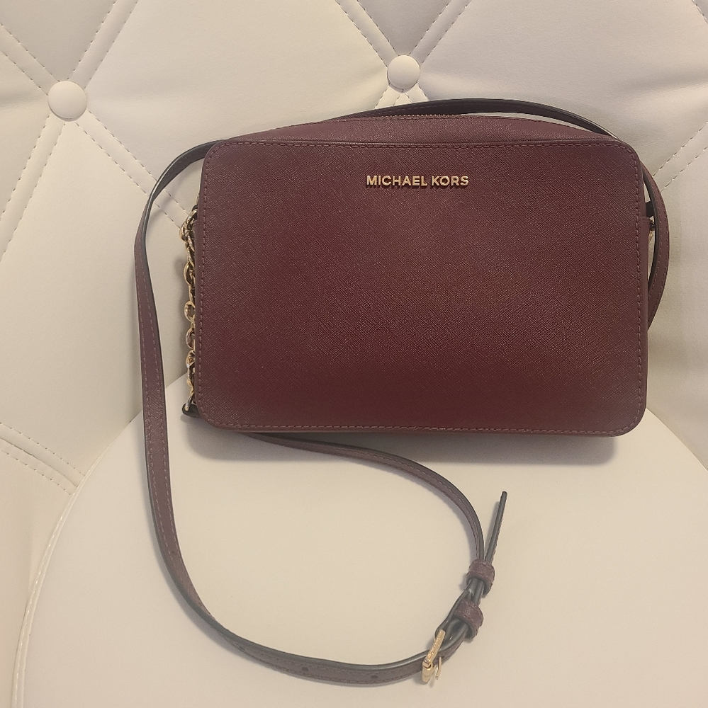 Michael Kors Cross Body Bag